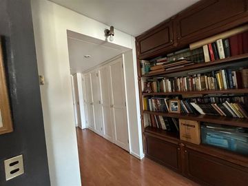Departamento en Venta en Av Kennedy con Luis Carrera