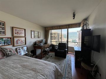 Departamento en Venta en Av Kennedy con Luis Carrera