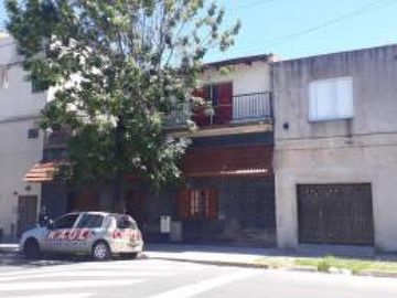 EXCELENTE TERRENO CON CONSTRUCCIÓN