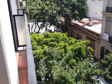 DEPARTAMENTO 3 AMBIENTES CON BALCONES AL FRENTE