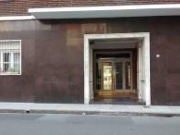 CATEGORIA !!!DEPARTAMENTO DE 3 AMB. CON BALCON A LA CALLE