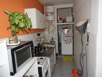 Excelente 3 ambientes, luminoso y amplio, con vista a jardín