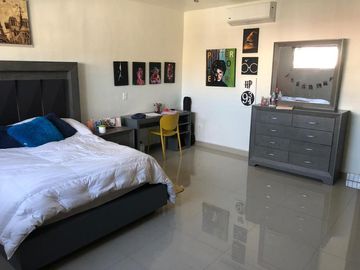Casa en  VENTA EN RAMOS ARIZPE COL DEL VALLE