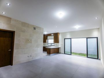 Casa en Privanzas del Campestre