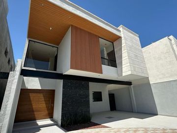 Casa en Privanzas del Campestre