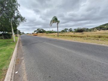 VENTA | Terreno Comercial / Servicios / Habitacional de 2,088m2, Ciudad Maderas, Qro.