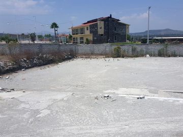 Terreno de 10,000 m2 en VENTA/RENTA | Uso de Suelo Industrial / Comercial