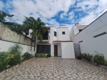 En venta Casa en la Toscana 3 rec Playa Del Carmen P4323