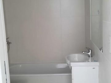 DEPARTAMENTO DOS AMBIENTES A ESTRENAR CON COCHERA