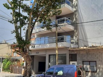 DEPARTAMENTO DOS AMBIENTES A ESTRENAR CON COCHERA