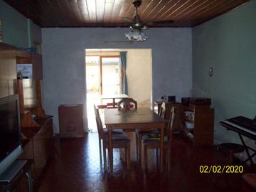 Casa 4 ambientes c/ cochera, patio c/ quincho y terraza