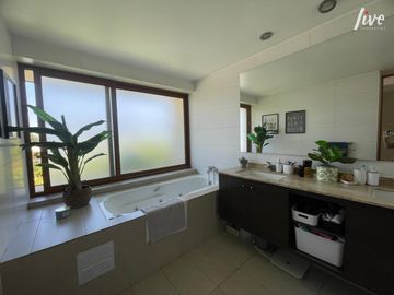 Vendo Casa Mediterránea Condominio La Fuente Piedra Roja, C