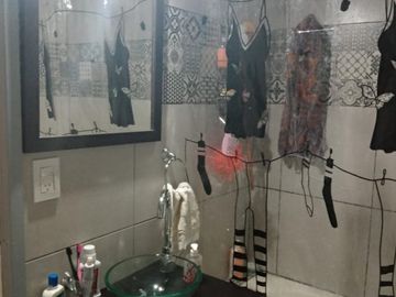 CASA 4 AMBIENTES CON JARDIN Y GALERIA EN VILLA BALLESTER