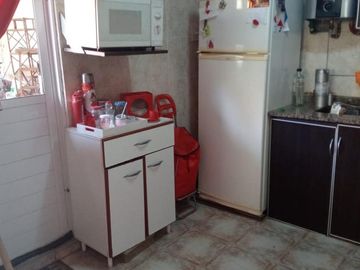 CASA 4 AMBIENTES CON JARDIN Y GALERIA EN VILLA BALLESTER