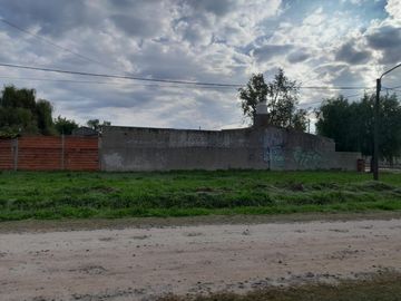 VENTA - LOTE EN BARRIO GALLO BLANCO