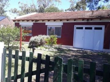 Casa chalet balneario Reta, F 771