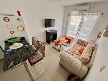 Alquiler amoblado-Combet 5475- Depto 2 amb