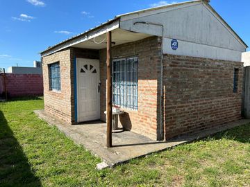 VENTA - CASA EN BARRIO SAN JUAN BAUTISTA