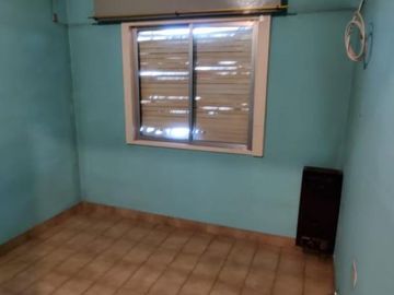 Hermosa casa en Calle 104, a cuadras de Estacion de Guernica