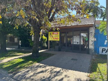 Casa en Glew, Alte Brown