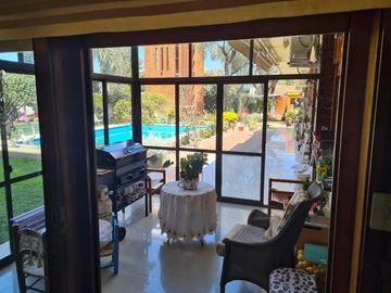 Villa Ballester. Casa 5 ambientes. Con piscina