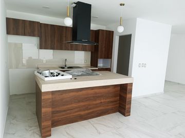 Casa en venta de 4 recamaras en Paseos de la Herradura al sur de Pachuca
