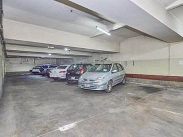 Departamento de 4 ambientes en Venta en Parque centenario
