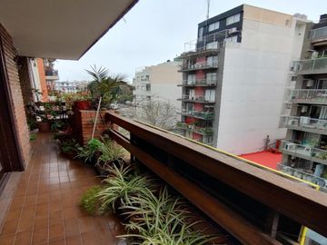 Departamento de 5 ambientes en Venta en Caballito