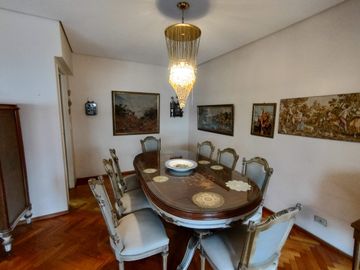 Departamento de 5 ambientes en Venta en Caballito