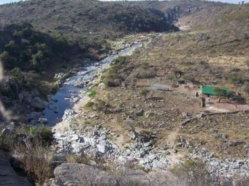 Campo sobre rio La Candelaria 433 ha Cruz del Eje Córdoba
