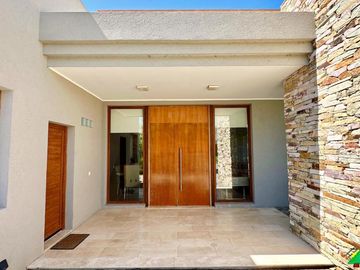 HSM, Molino Norte, Hermosa casa de 4 dormitorios con pileta