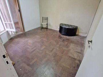 VENTA CASA 3 AMBIENTES CON COCHERA