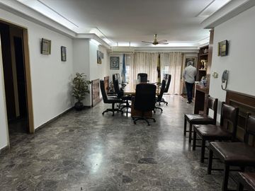 Casa de 8 ambientes en Venta en Palermo