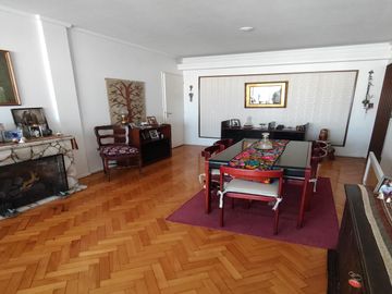 Departamento de 4 ambientes en Venta en Caballito