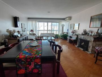 Departamento de 4 ambientes en Venta en Caballito