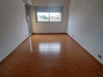 Departamento de 3 ambientes en Caseros!!!