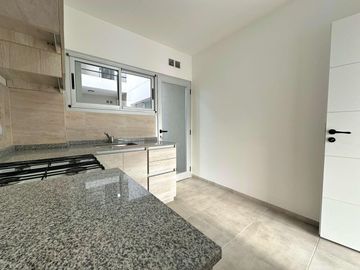 Departamento de 2 ambientes con 2 balcones