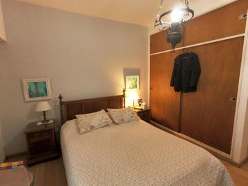CASA 3 AMBIENTES CON JARDIN Y PILETA