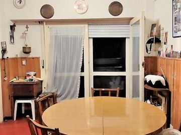 MUY BUEN 3 AMBIENTES PARA EMBELLECER CON GRAN BALCÓN TERRAZA