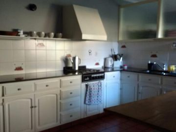 Hermosa Casa En Venta En Excelente Ubicación. Sarmiento 1300