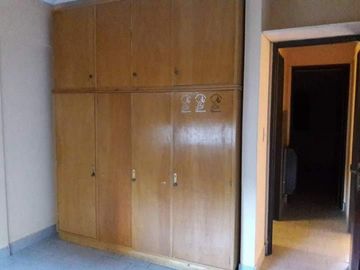 Departamento En Venta De 2 Dormitorios Castelli 455