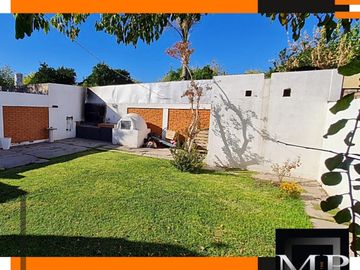 VENTA Casa Ampliada Municipal Zona Medalla Milagrosa