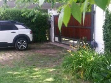 VENDO CASA QUINTA EN BARRIO LINKS DE EZEIZA