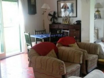 VENDO CASA QUINTA EN BARRIO LINKS DE EZEIZA