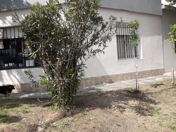 CASA DE 3  AMBIENTES ITUZAINGO SUR