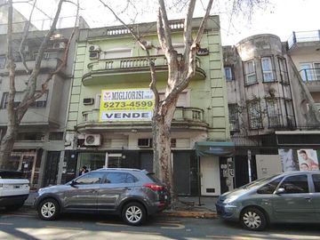 Casa de 8 ambientes en Venta en Villa crespo