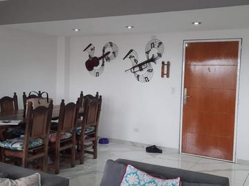 DEPARTAMENTO DE TRES AMBIENTES TOTALMENTE AMUEBLADO