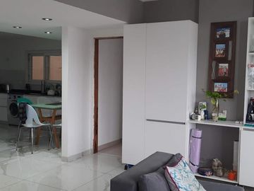 DEPARTAMENTO DE TRES AMBIENTES TOTALMENTE AMUEBLADO