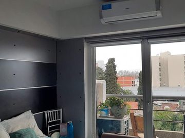 DEPARTAMENTO DE TRES AMBIENTES TOTALMENTE AMUEBLADO