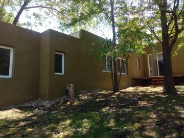 CASA EN VENTA EN Bº CERRADO CUMBRES DEL GOLF